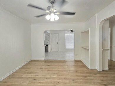 Unfurnished room with ornamental molding, ceiling 