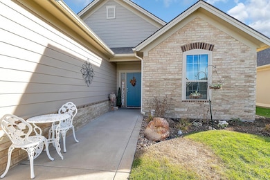 4022 N Solano Cir, Wichita, KS 67205 - photo 3