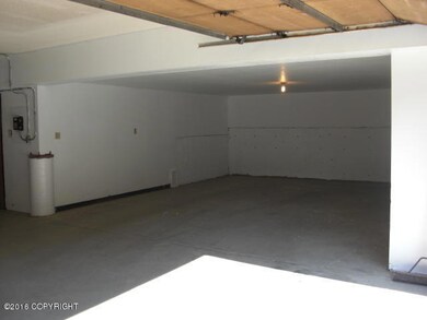 3629 Carleton Ave, Anchorage, AK 99517 - photo 5