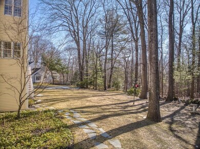 127 Kara Dr, North Andover, MA 01845 - photo 5