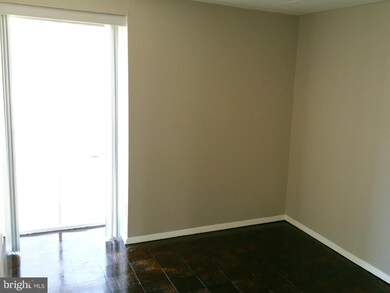 2636 Ft Farnsworth Rd unit 126, Alexandria, VA 22303 - photo 7