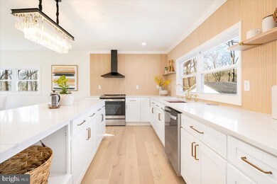 5350 Wendy Rd, Sykesville, MD 21784 - photo 3