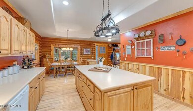 207 N Stoneman Blvd, Williams, AZ 86046 - photo 6