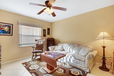 Den/3rd Bedroom