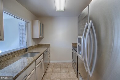 10448 Parthenon Ct, Bethesda, MD 20817 - photo 6