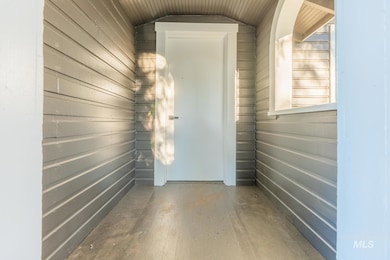 956 W 1st St, Weiser, ID 83672 - photo 2