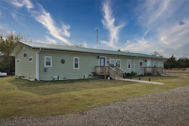 8676 Fm 697, Whitewright, TX 75491 - photo 4