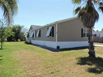 325 King St, Sebastian, FL 32958 - photo 2