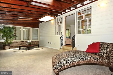 6614 Tansey Dr, Falls Church, VA 22042 - photo 3