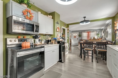 1315 Gress St, Manville, NJ 08835 - photo 3