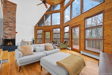 74 Brandy Ln, Wappingers Falls, NY 12590 - photo 6