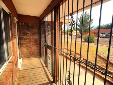 3318 Cornwall Rd, El Paso, TX 79925 - photo 5