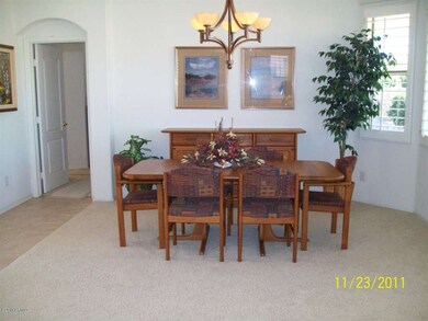 DINING 2