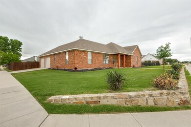 951 W Sunset Blvd, Celina, TX 75009 - photo 2