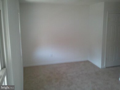 1158 Booker Dr, Capitol Heights, MD 20743 - photo 4