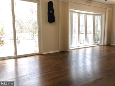 6902 Nashville Rd, Lanham, MD 20706 - photo 3