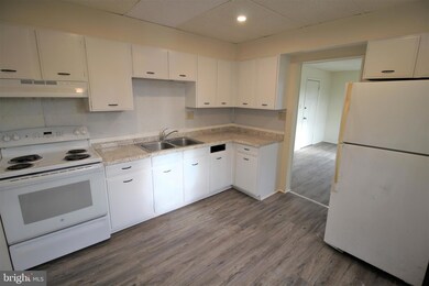 361 E Main St, New Holland, PA 17557 - photo 3