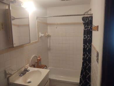 2148 Lehner Rd, Columbus, OH 43224 - photo 4