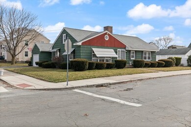 16 Davis St, Lawrence, MA 01843 - photo 4