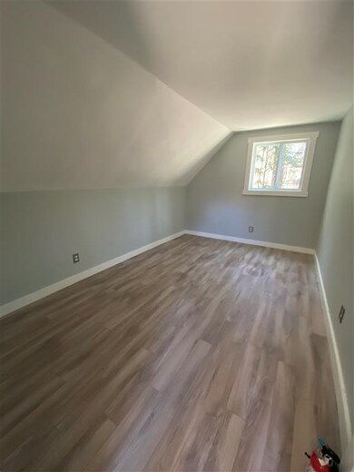 22 Raccoon Aly, Hillsborough, NH 03244 - photo 7