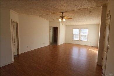 293 Skyuka Rd, Statesville, NC 28677 - photo 6