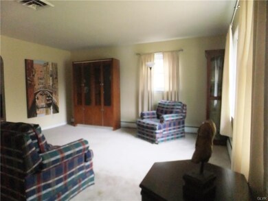 Plenty of natural sunlight in Living room