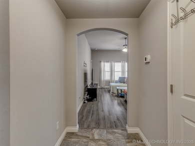 13 Evermore Ln, Yukon, OK 73099 - photo 4