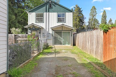 Back home (296 Reddy Street)
