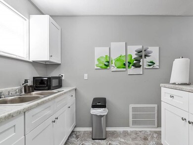 3631 N Macgregor Way unit 5, Houston, TX 77004 - photo 4