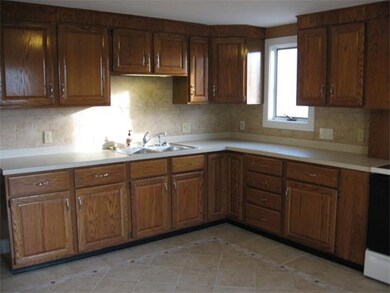 579 North End Blvd unit B, Salisbury, MA 01952 - photo 3