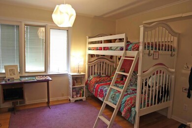 girlbed2