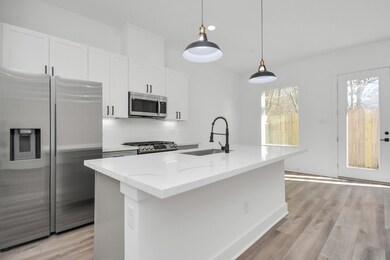 778 W Tidwell Rd unit F, Houston, TX 77091 - photo 7