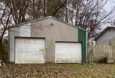 424 Utt St, Bicknell, IN 47512 - photo 2