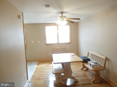 124 W Berkley Ave, Clifton Heights, PA 19018 - photo 6