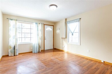 4135 Columbia St, Des Moines, IA 50313 - photo 4