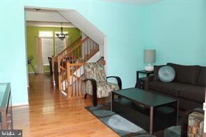 205 Arbor Vista Ln, Owings Mills, MD 21117 - photo 2