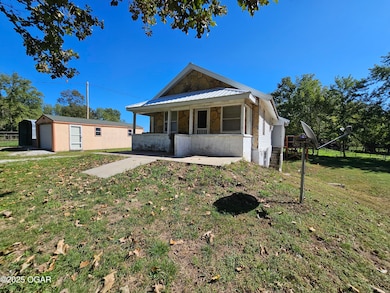 20419 Unicorn Rd, Fairview, MO 64842 - photo 6