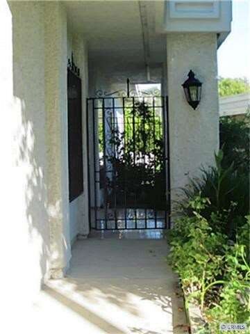 ENTRY COURTYARD