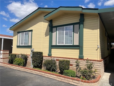 1201 W Valencia Dr unit 42, Fullerton, CA 92833 - photo 2