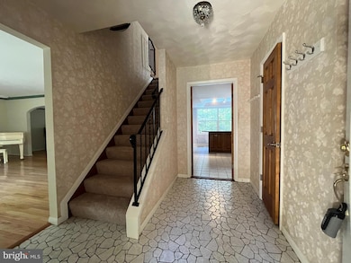 3203 Riverview Dr, Triangle, VA 22172 - photo 4