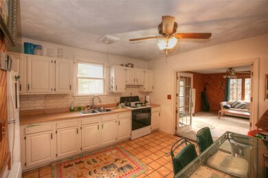 1945 Matunuck School House Rd, Wakefield, RI 02879 - photo 4