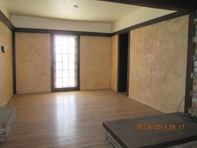 1305 N Cotton St, El Paso, TX 79902 - photo 5