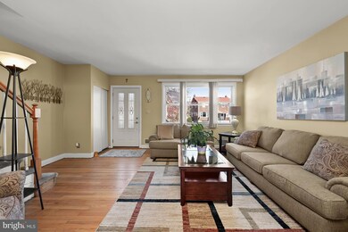 928 Palladi Dr, Halethorpe, MD 21227 - photo 6