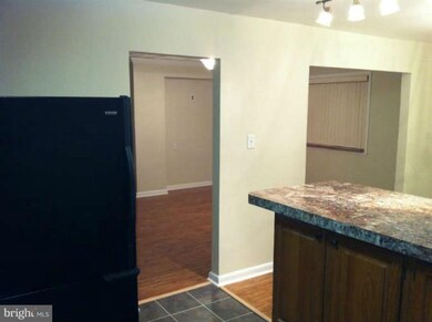 908 Hilltop Terrace SE, Washington, DC 20019 - photo 4