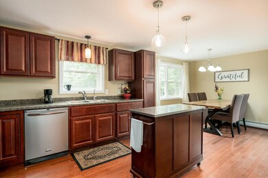 Kitchen/Dining