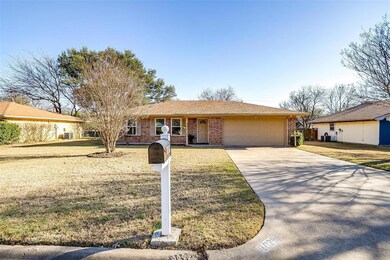 1029 Princeton Place, Cleburne, TX 76033 - photo 5