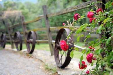 46565 Dry Creek Dr, Badger, CA 93603 - photo 2
