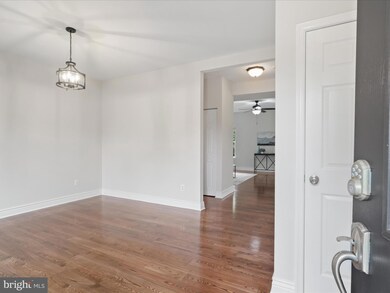 7279 Lake Willow Ct, Warrenton, VA 20187 - photo 5