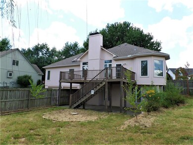 607 Cedar Ridge Dr, Raymore, MO 64083 - photo 3