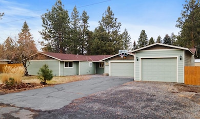 20356 Rae Rd, Bend, OR 97702 - photo 2